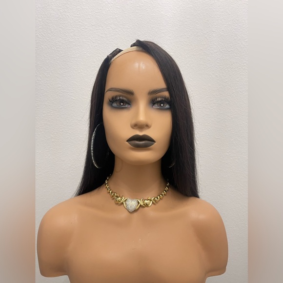 New! Unworn! 22” Right Side U Part, Virgin Human Hair Wig - Picture 4 of 12